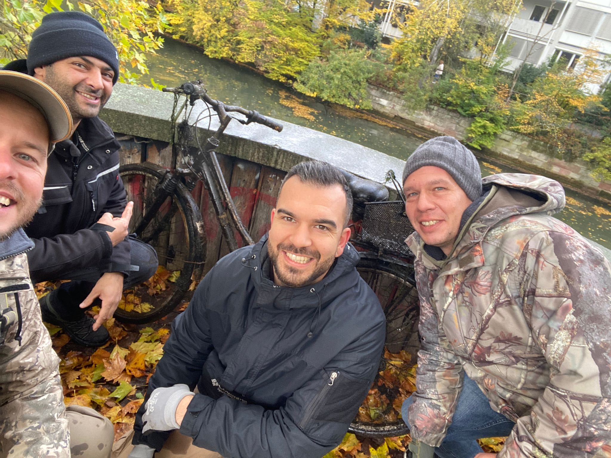 Hand in Hand für ein gemeinsames Ziel